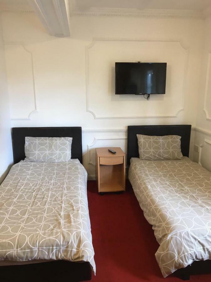 Hatfield Save-Money Rooms - 10Over10 For Price! Ngoại thất bức ảnh