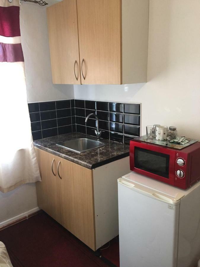 Hatfield Save-Money Rooms - 10Over10 For Price! Ngoại thất bức ảnh