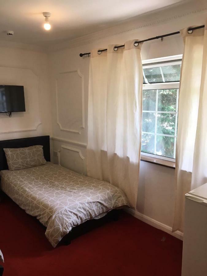 Hatfield Save-Money Rooms - 10Over10 For Price! Ngoại thất bức ảnh