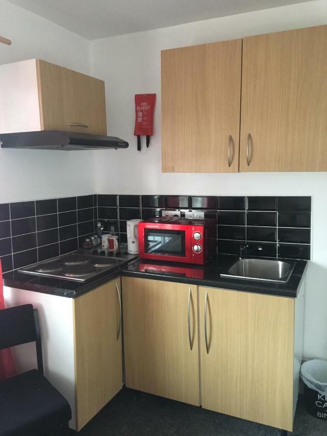 Hatfield Save-Money Rooms - 10Over10 For Price! Ngoại thất bức ảnh